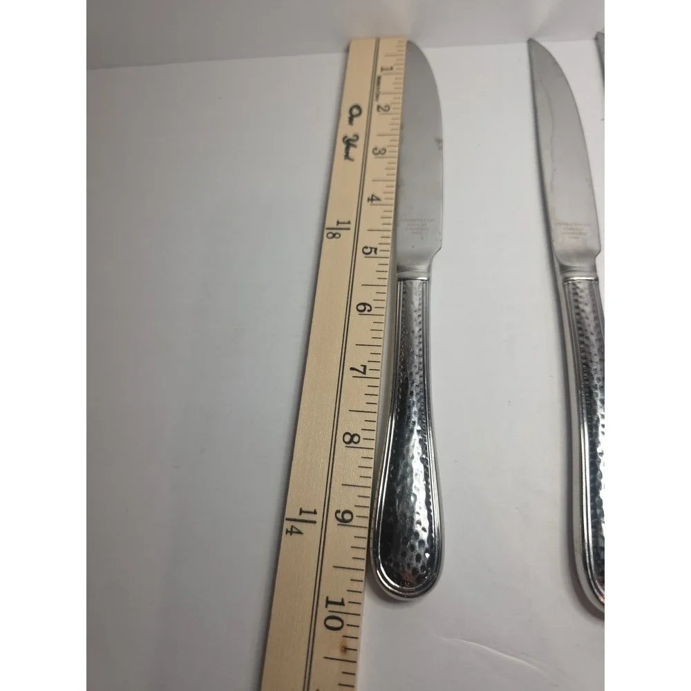Reed & Barton ~ OLDE ENGLISH ~ Hammered Steak Knives Set of 4 Stainless Serrated